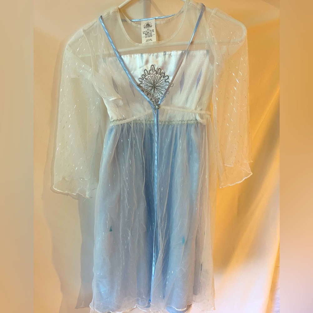 Disney Elsa Frozen 2 piece Princess dress/nightgown girls size 5/6